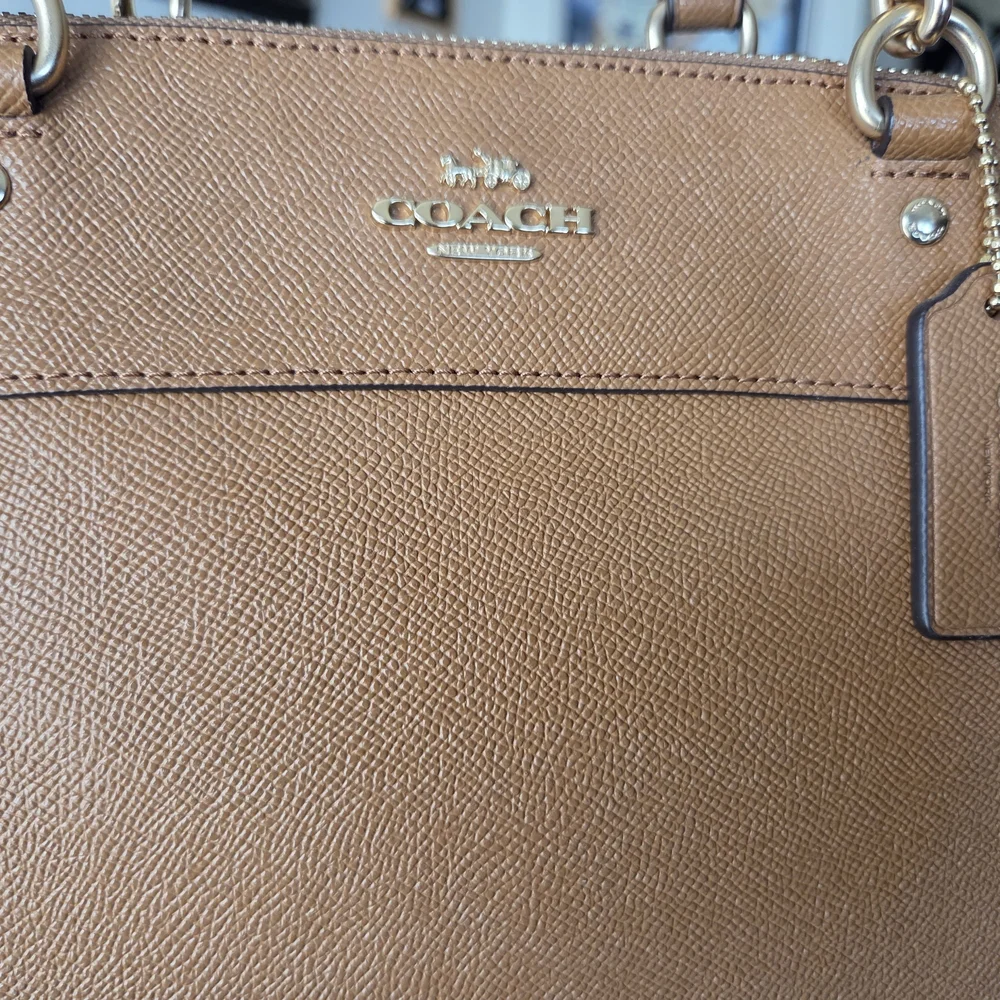 Coach Caramel Leather Savannah Carryall Bag - Picture 2 of 8